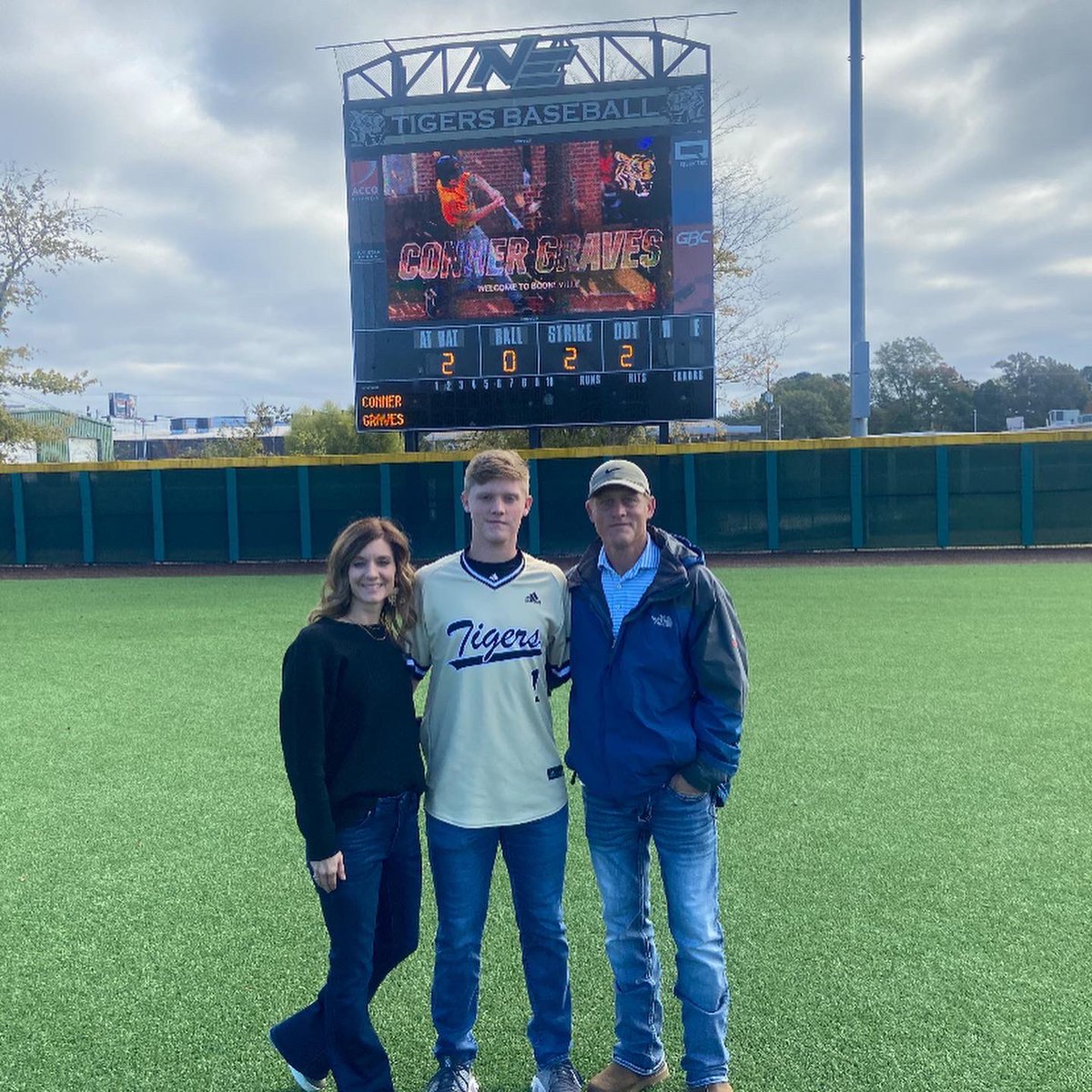 Graves9Conner's tweet photo. Exited to continue my baseball career at NEMCC. Thank you to all my coaches and teammates who have helped me make it to the next level. https://t.co/1uxfj3dPzc