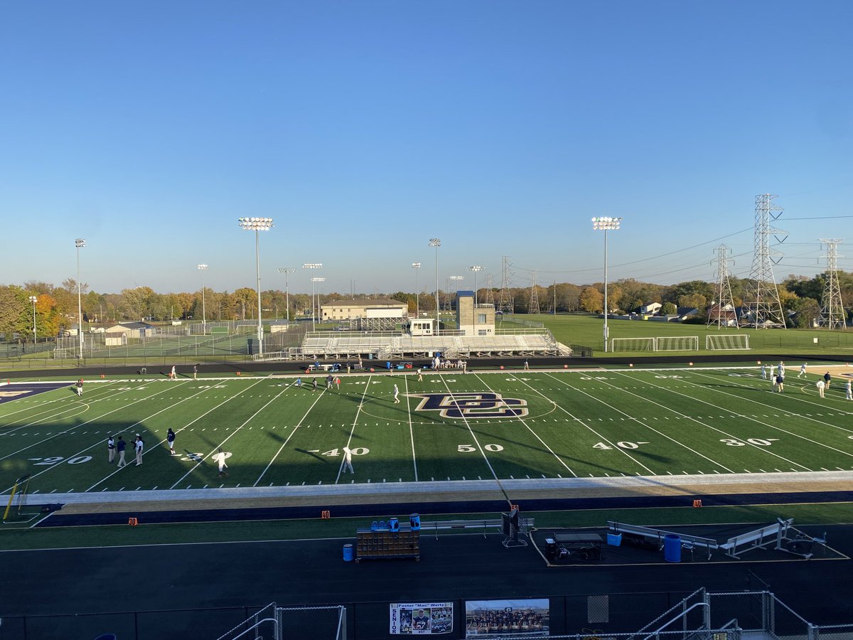 Edward_Holloran's tweet photo. #FridayNightLights from #DecaturCentral - playing for hardware from here on out. Good luck, be safe, have fun ☘️🏈 #SectionalChampionship https://t.co/P7aJy34Dis