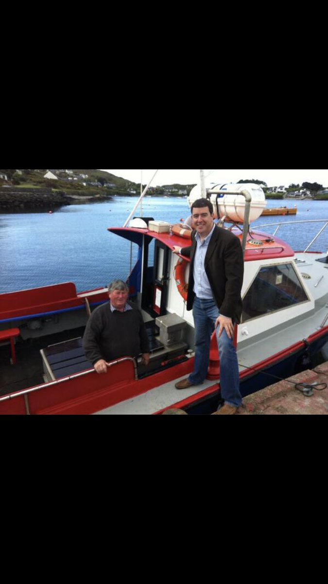 mmccarthy_mc's tweet photo. @SouthernStarIRL @skibbrowing A fitting tribute to a great @labour stalwart &amp; Friend. . . Rest gently Danny 🌹⛴ https://t.co/JSZVYKAnMz