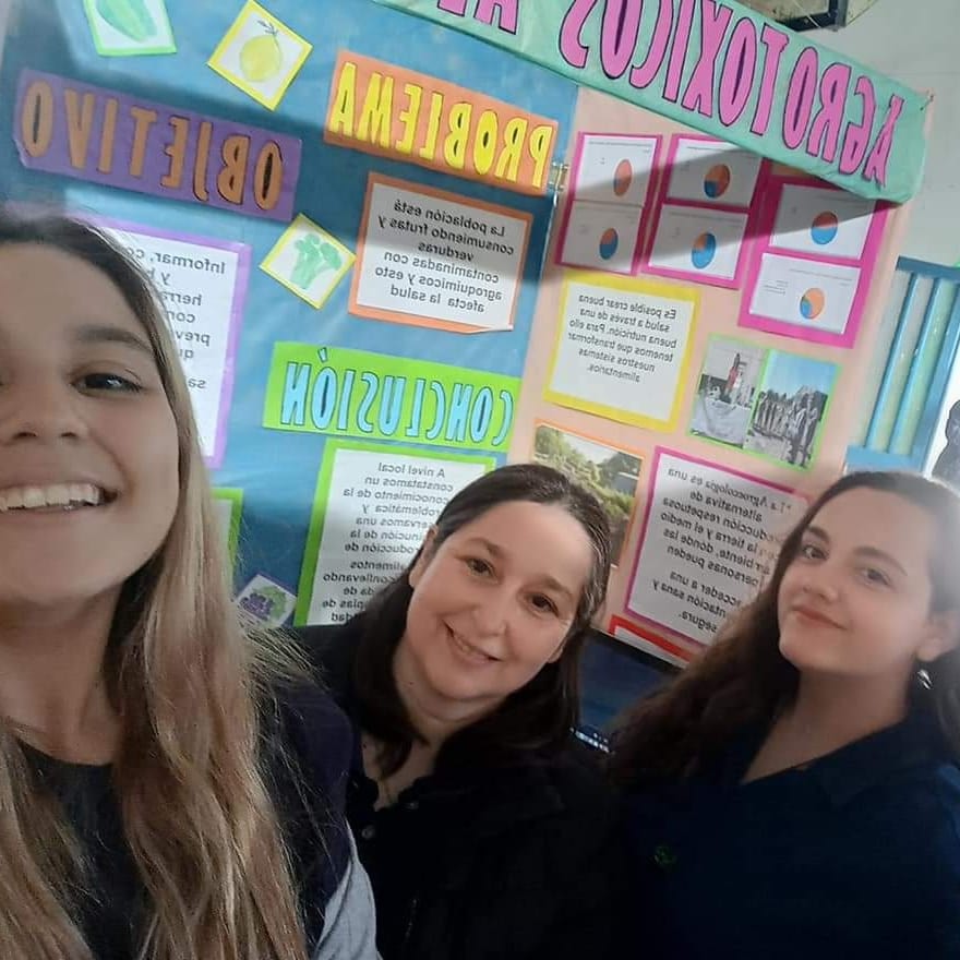 acteba's tweet photo. Las y los estudiantes de región 14 compartieron sus proyectos de indagación escolar en  #Alem en la instancia regional de #FeriaDeCienciasPBA @ClaudiaBracchi1 @baeducacion 

#Educación #Arte #Ciencia #Tecnología https://t.co/Zf6j7pfCnG