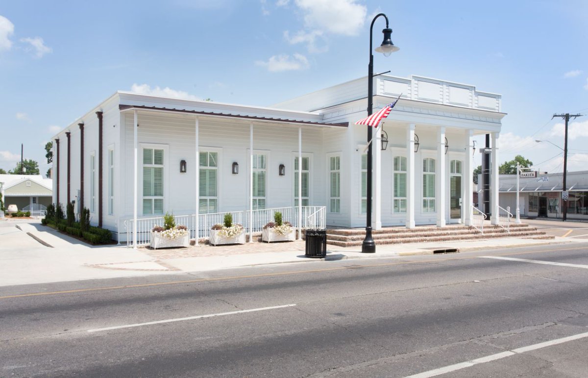 #FlashbackFriday to the process of building + designing Fakier Jewelers in Houma, LA. This structure embodies the beauty and poise of a traditional shotgun home on Magazine Street while housing a contemporary space for the clients' showroom within.

#ConcepttoCompletion