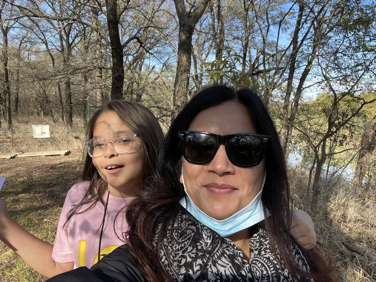 ivonnecadena1's tweet photo. Perfect weather for outdoor learning @LISDOLA @PetersColonyES #lisdstrive https://t.co/iDbwndDEFD