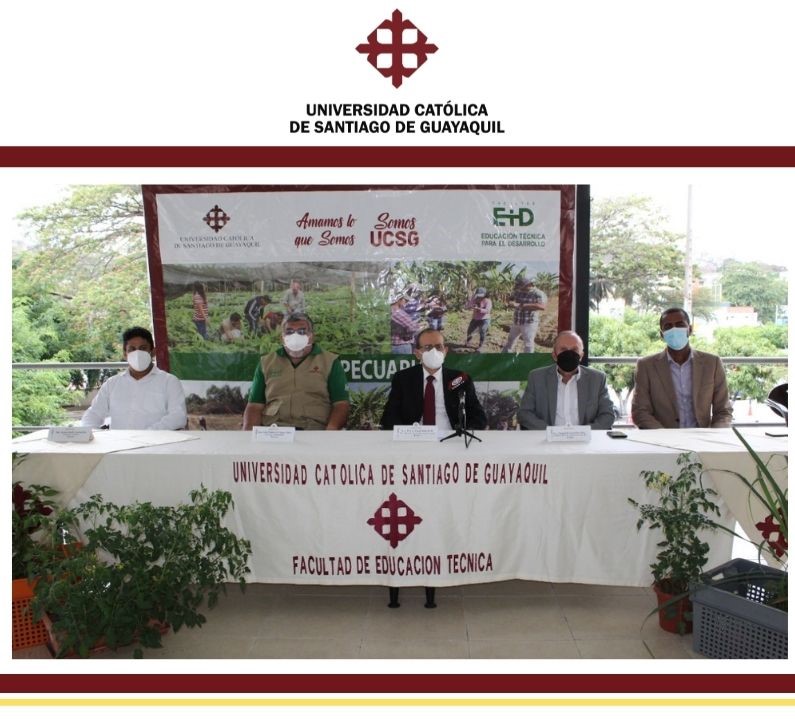 ucatolicagye's tweet photo. Nuestro rector Ing. Walter Mera Ortiz, Ph.D. inauguró el 𝑷𝒓𝒊𝒎𝒆𝒓 𝒄𝒐𝒏𝒄𝒖𝒓𝒔𝒐 𝑰𝒏𝒕𝒆𝒓𝒄𝒐𝒍𝒆𝒈𝒊𝒂𝒍 #𝑼𝑪𝑺𝑮 𝒅𝒆 𝑯𝒖𝒆𝒓𝒕𝒐𝒔 𝑬𝒅𝒖𝒄𝒂𝒕𝒊𝒗𝒐𝒔.
Con el objetivo de contribuir al fortalecimiento de la formación educativa, en lo relacionado con la agricultura. https://t.co/nkj6tp21v5