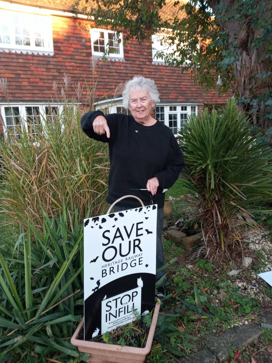 BarcombeBridge's tweet photo. Across Barcombe, there is overwhelming support to #SaveOurBridge. 

Will @NationalHways listen? 

#StopTheInfill

@mariacaulfield @grantshapps @LewesDC @EastSussexCC @Lewes_Lib_Dems @LewesLabour @LewesGreenParty https://t.co/6hYdneEajw