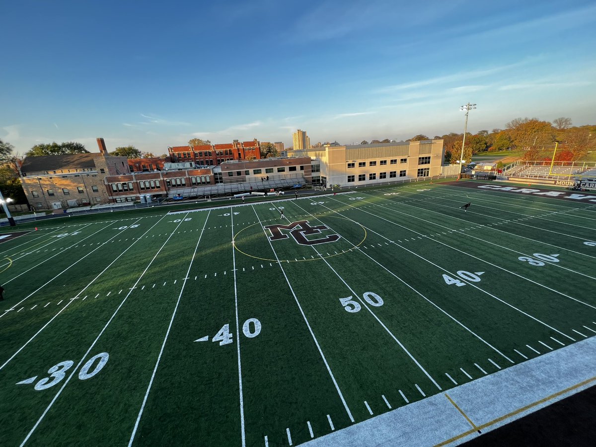 CN100Sports's tweet image. CN100Sports #GameoftheWeek @BataviaHS vs @MountCarmelHS Football Nov 5th, 2021 – 7pm LIVE at 6:45pm @NFHSNetwork replay on Comcast Channel 100 Sat &amp;amp; Sun at 12&amp;amp;4pm or anytime on #XfinityOnDemand under "Get Local" - “All High School Sports” more info at CN100.tv