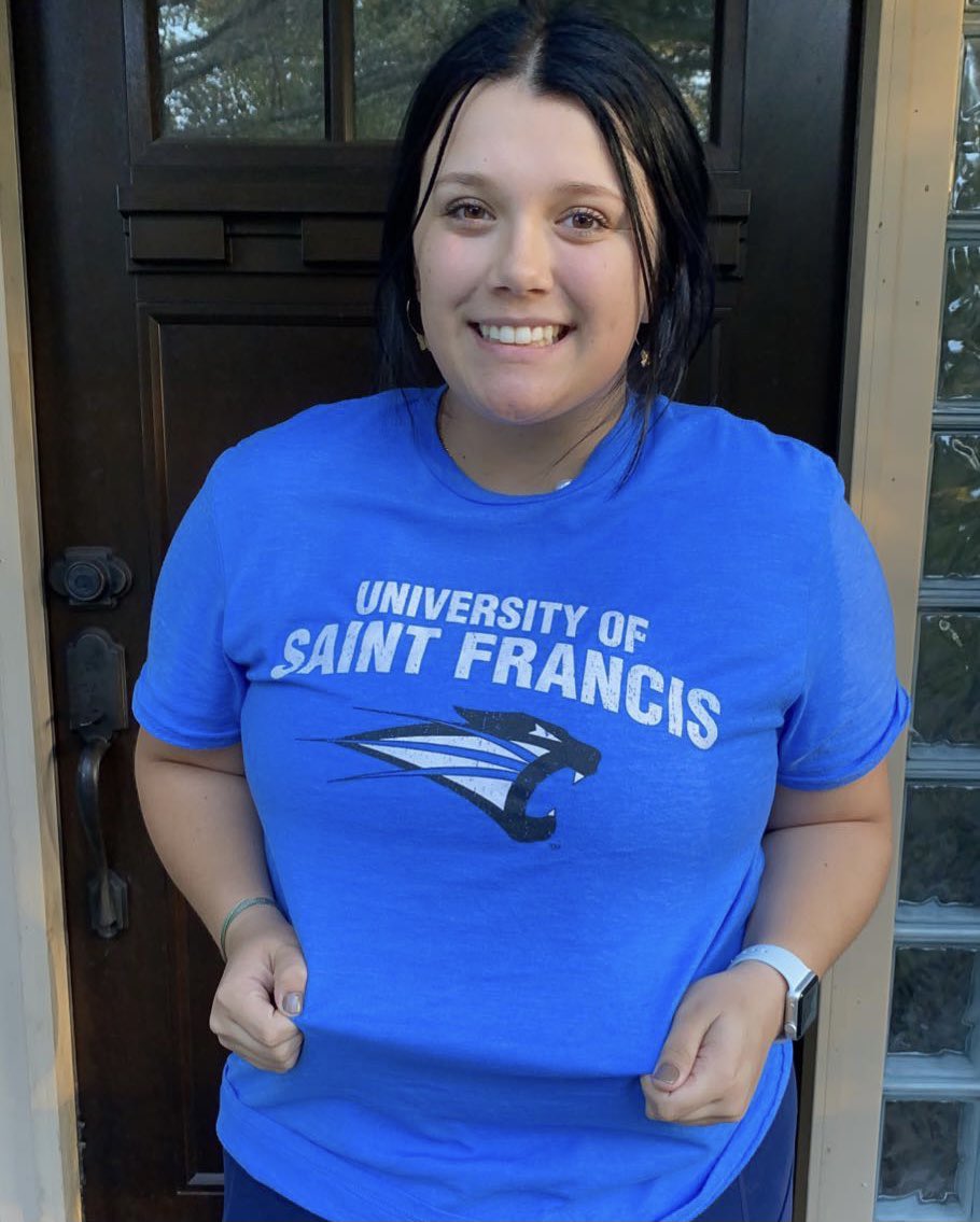 redman_ella's tweet photo. i am incredibly excited to announce that i have committed to University of Saint Francis to continue my athletic and academic career! a huge thank you to my family and friends, and especially @CoachLorenzoWa2 and @ICrush04. cant wait to be a cougar for another four years 💙🤍 https://t.co/0GLaqwLyTi