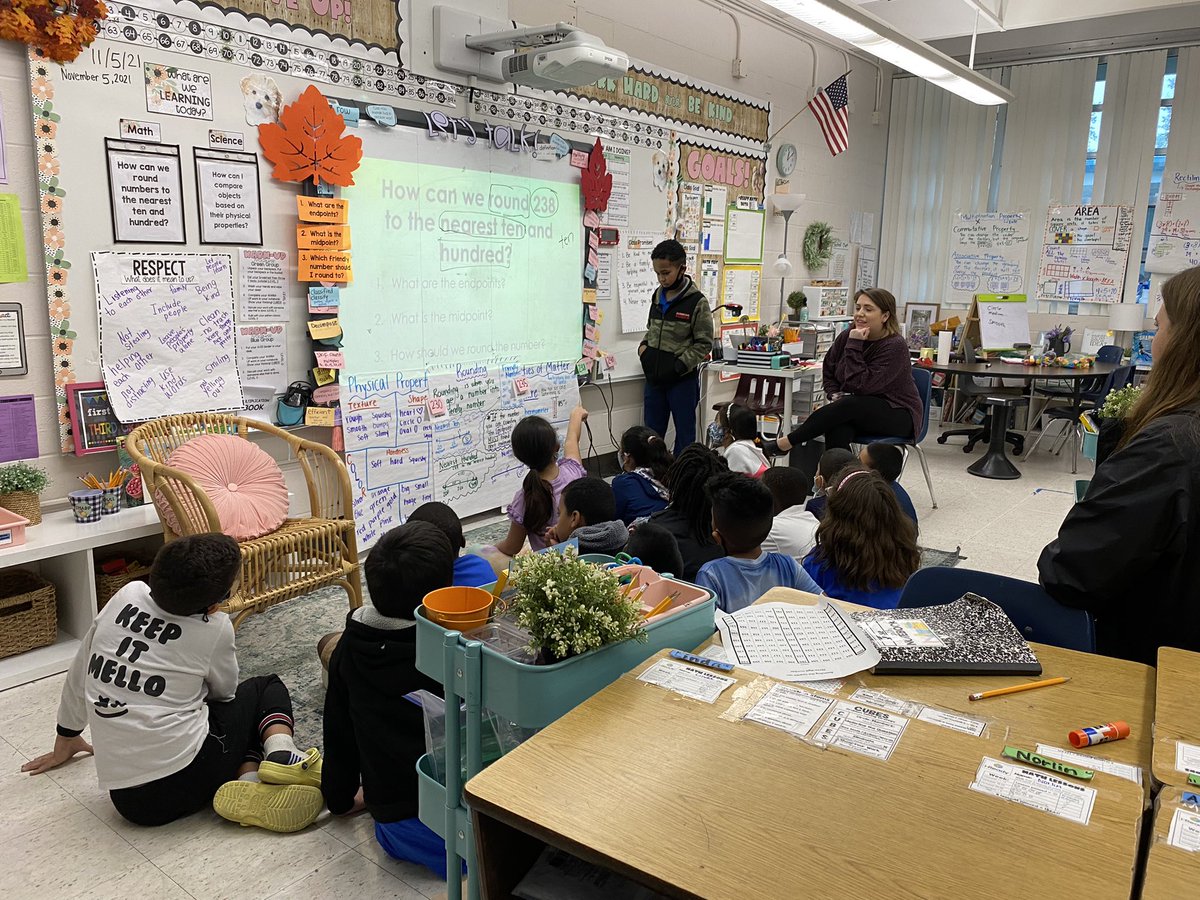 Hillsedufnd's tweet photo. “I had an amazing day at Miles with Principal Joshua Hodges!”

HEF’s Chief Program Officer Anna Corman is paired with @MilesHCPS for @CeosinSchools!

We 💙 seeing these student planners that are used DAILY to keep parents updated on how students are doing in school-funded by HEF! https://t.co/c4W5IyDNfm