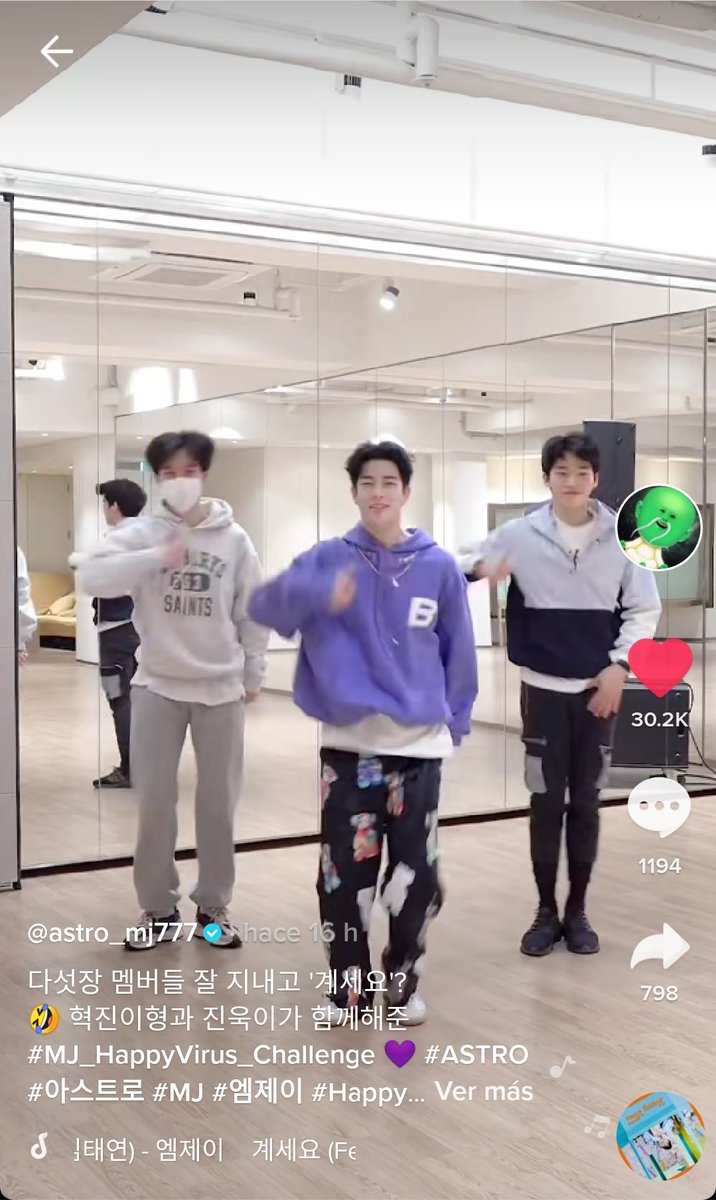 ASTRO_Spain2's tweet photo. [INFO] Challenge de #MJ en TikTok: #MJ_HappyVirus_Challenge junto a Hyukjin y Jinwook😭💜

📎https://t.co/HaCsF6Ljm2

[#HappyVirus | #계세요 |
#GetSetYo | #ASTRO | #아스트로 | @offclASTRO] https://t.co/9Fy0ZwtGM8