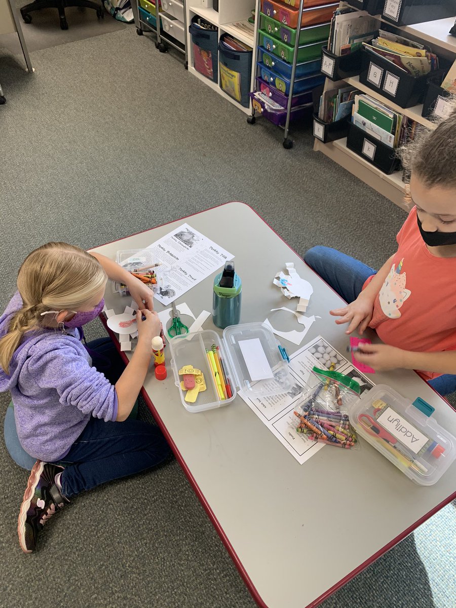 Burris2nd's tweet photo. Our November Farm of the Month was all about turkeys! We learned so many new facts and made a fun little farm turkey, too! 🦃 #connectses https://t.co/1bEqBXjeh8