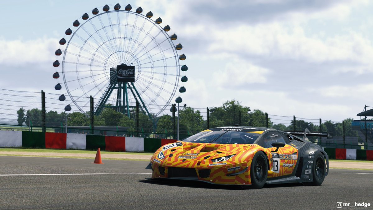 BoosTEDmsport's tweet photo. Final practice and preparations are underway ahead of the @iRacing Suzuka 10h race. The BoosTED @groupvirage team will be on track in the @Lamborghini
 Huracan GT3 EVO. Saturday = Raceday 💪💪💪

#BoosTEDbyTeamVirage #iRacing #SpecialEvents https://t.co/OMoBFIZppJ