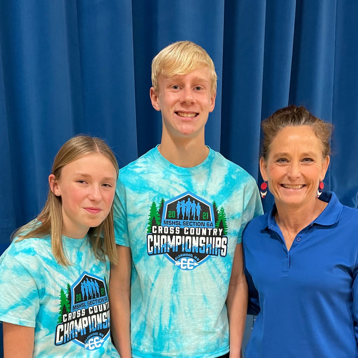 CatherineRiewer's tweet photo. Good luck, Brady and Kendra at the 2021 state cross country meet.Good students, good kids and definitely GOOD athletes.  @BHSisd786 https://t.co/YImqblHDVW