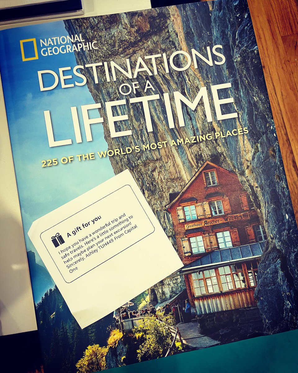SarahShieldsy's tweet photo. 2/ and I had the best conversation about my trip and where I was going with the customer service agent helping me. THEN, I get home today to find this book sent to me by my new best friend Ashley…for NO reason other than to be an incredible human. https://t.co/XkpxkFch7k