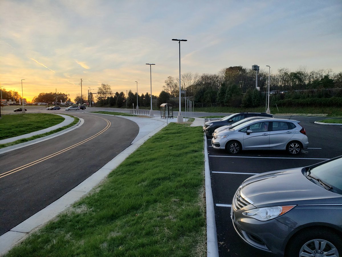 VaDOTStaunton's tweet photo. Today the newly expanded Town Center Park and Ride in @WaynesboroCity fully opened to commuters. Two entrances, bike racks, 175 spaces, and full nighttime lighting. @AftonBus will use a temporary shelter until the permanent ones are installed later this month. https://t.co/6n0AqLQF9q