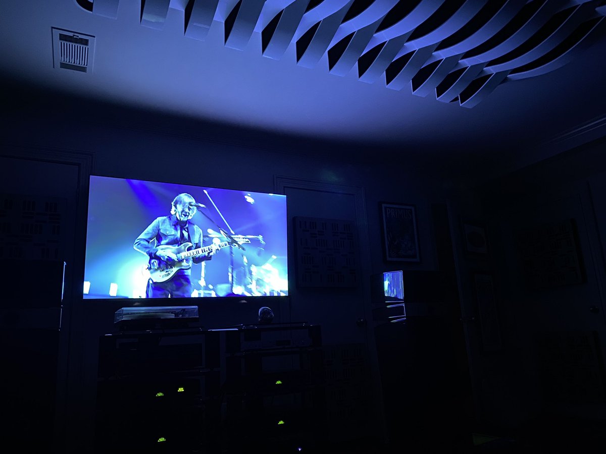 I am having withdrawals from #couchtour and need type II moments &amp; Kuroda’s lights back in my life #Phish #ck5