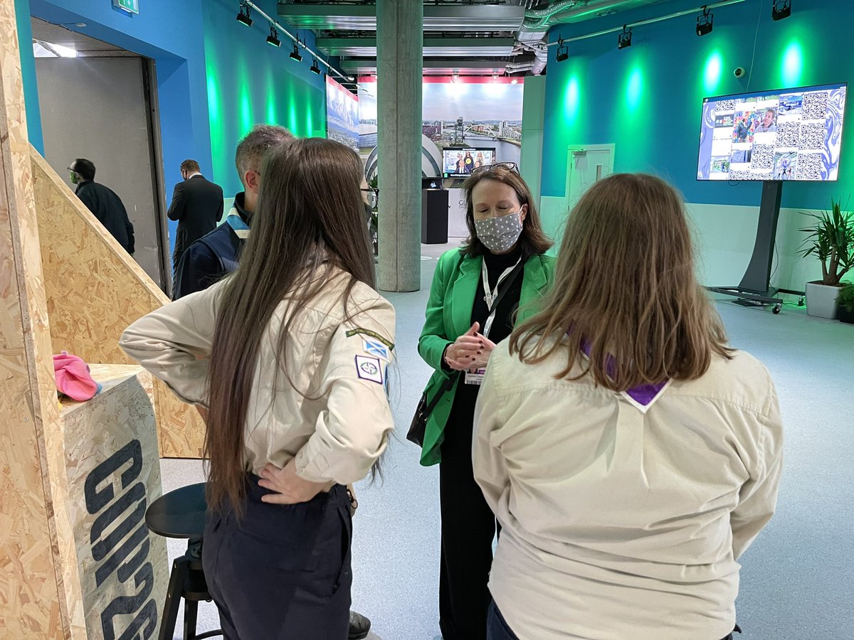 robmurray11's tweet photo. Great to chat to Baroness @StephanieFraser today at #COP26 about the remarkable work @scouts are doing across the UK and @worldscouting to protect our environment. Thanks making a #PromiseToThePlanet! #TogetherForOurPlanet https://t.co/iwaR80dMPV