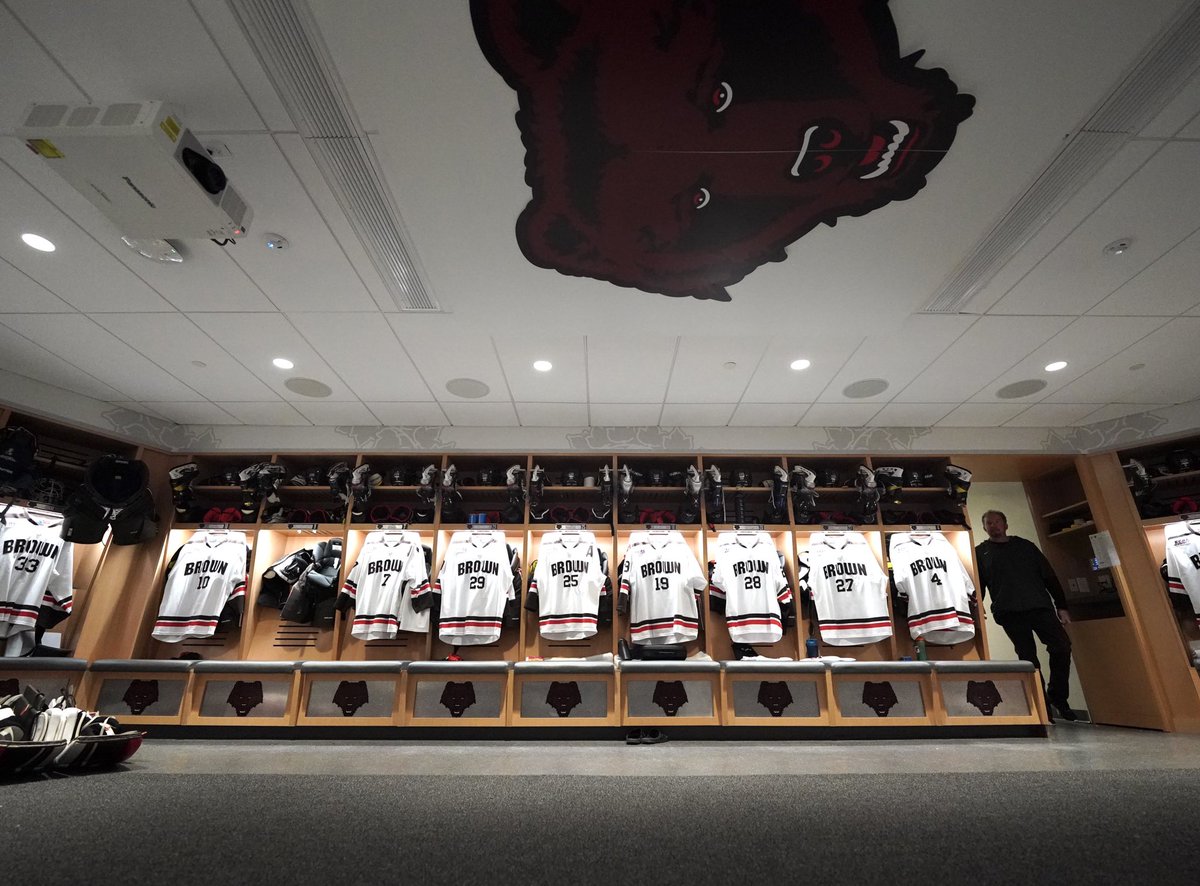 <a href="/BrownMensHockey/">Brown Hockey</a>