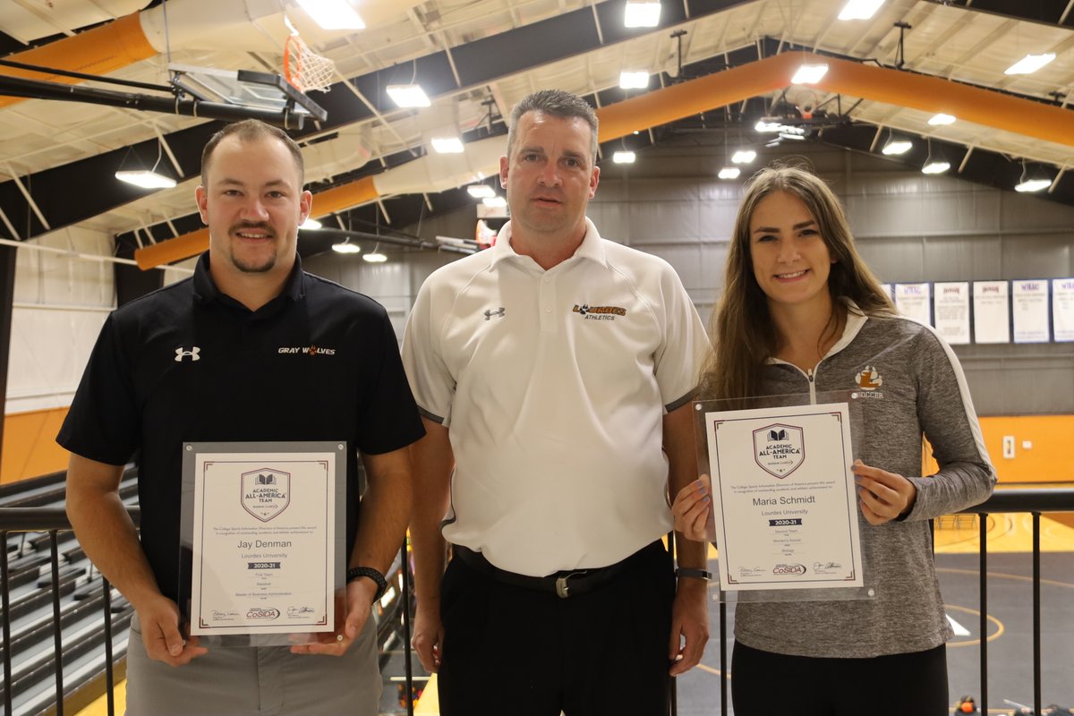 LourdesSports's tweet photo. Tonight we celebrated our latest group of All-Americans and Academic All-Americans as part of Homecoming weekend! #GrayWolfNation https://t.co/i5PRe2BNES