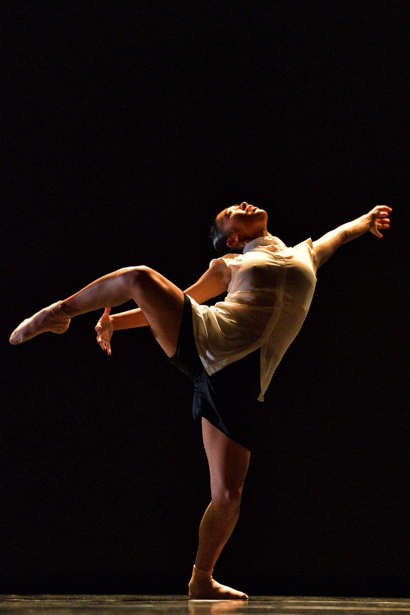 BalletBC's tweet photo. Thank you for joining us for a wonderful opening night! Enjoy these shots from After We Glow by Company 605, Ethan Colangelo's Stadium, Lesley Telford's Lean-to, and Medhi Walerski's GARDEN. Very limited tickets remain.
https://t.co/UF7RUGsuSd
#balletbcunfoldandgive #balletbc https://t.co/NlABFKIpNm