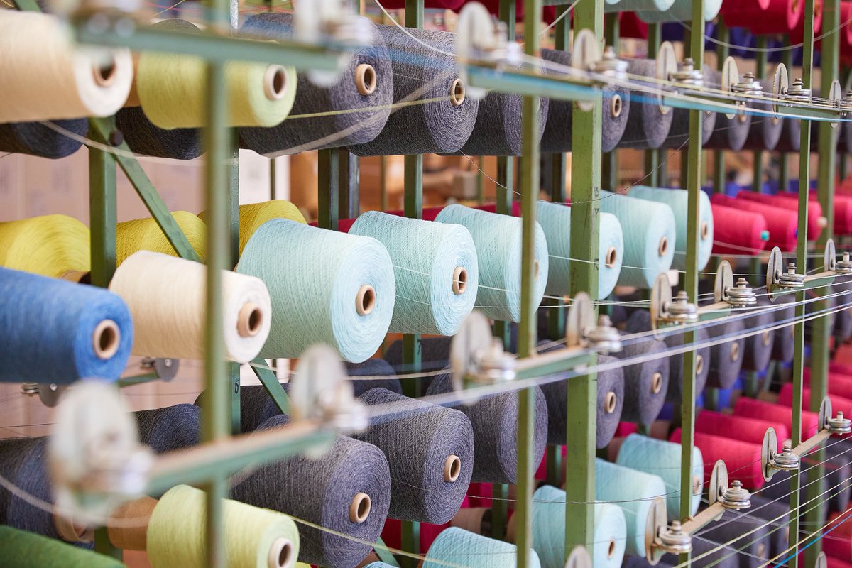 foxfordhome's tweet photo. Amazing to see such fantastic Irish businesses doing so well in #takingcareofbusiness on #LateLateShow we were over the moon to be featured last year&amp; forever https://t.co/zP6GsGdn8q to says thanks let's do a twitter giveaway! To win a throw of your choice RT with #foxford https://t.co/AiBm1oNeys