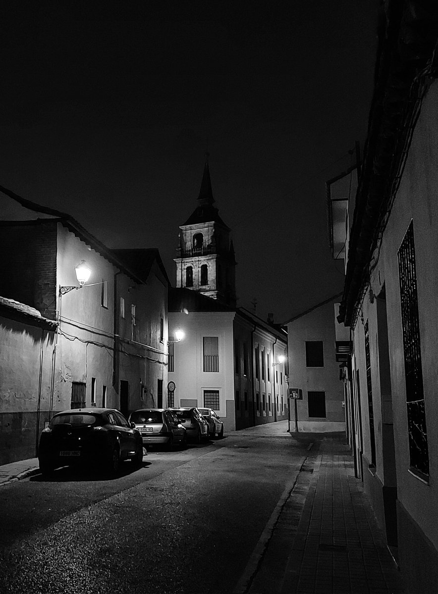 ManuelRevilla57's tweet photo. Calles de Alcalá https://t.co/Uirg31kCi5