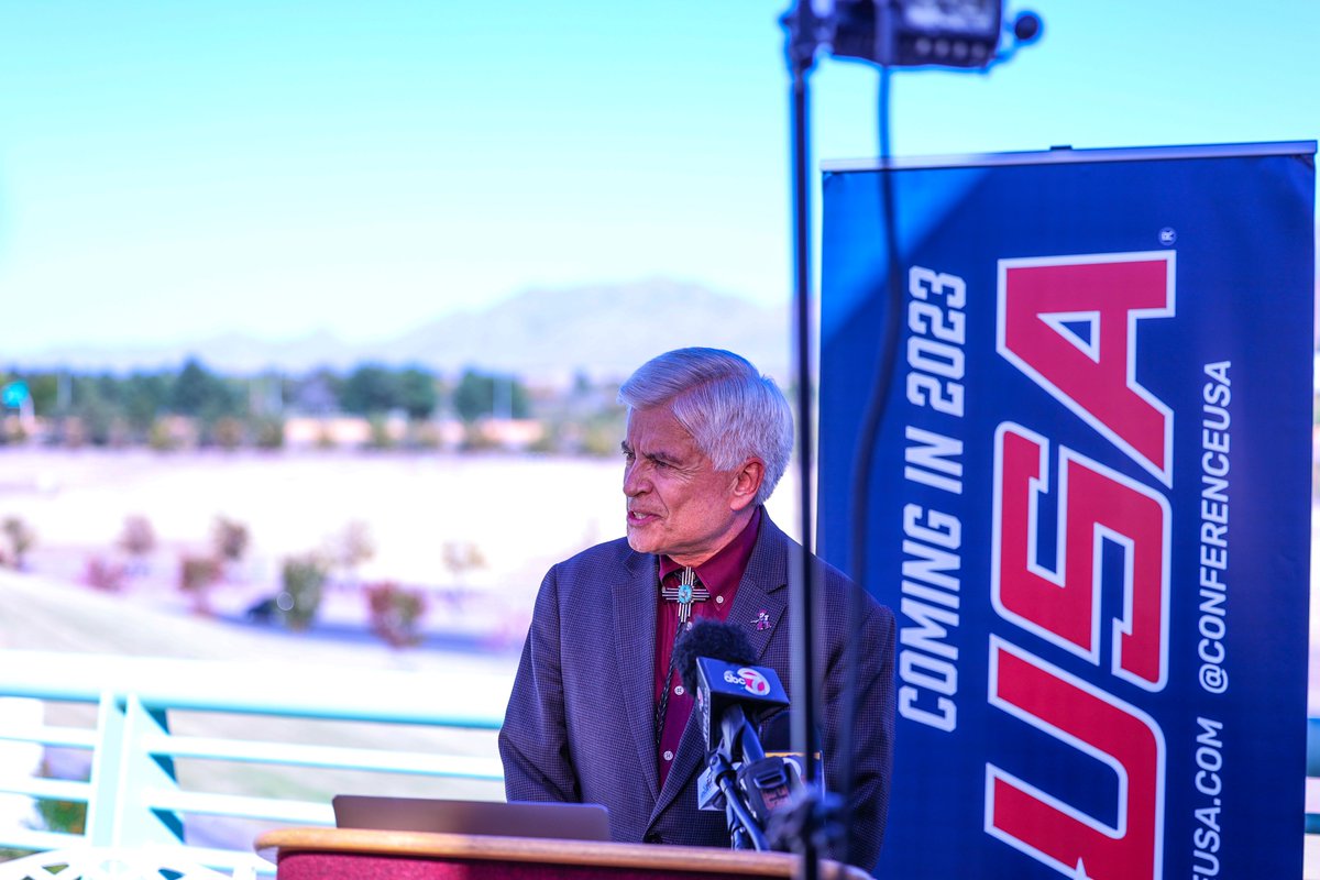 NMStateAggies's tweet photo. Big day for all Aggies. 

NM State is headed to @ConferenceUSA on July 1, 2023. Check out the full press conference and #AggieUp

🗣 @dan_arvizu
🗣 @MarioMocciaNMSU
🔊 https://t.co/bQIUS99JD0 https://t.co/2KPtarpE8f