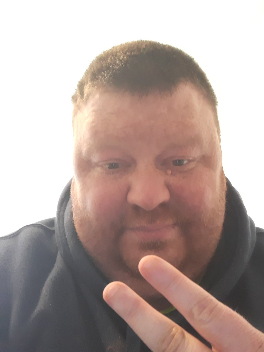 AdamFor43421539's tweet photo. I am enjoying my day and watching some YouTube https://t.co/nJmGOuBqTY