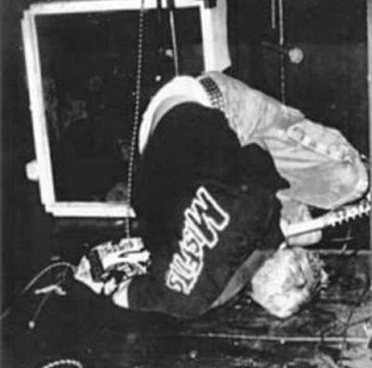 ierothinker's tweet photo. teenage dirtbag https://t.co/U1xzYComqG
