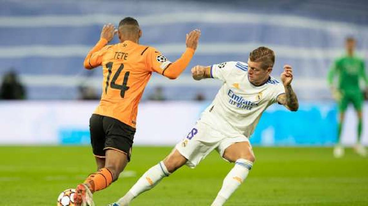 MeritoBlancaRM's tweet photo. Aunque con un poco de retraso, vuelven las Crónicas desde Down Under desde el otro lado del globo, a cargo de @OmarAlarkon con "¡Volvió la Champions al Bernabéu… y los pitos también!", la crónica de la victoria en Champions https://t.co/5eMrxkK3iW https://t.co/WIeIekYmPZ