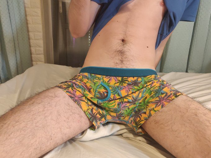 2 pic. This and more for free on my onlyfans ?
#gaysex #gaynudes #SellingContent #onlyfans https://t