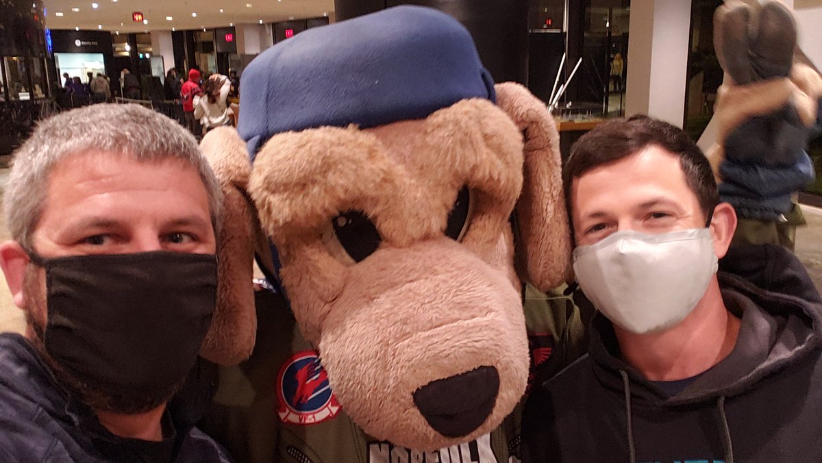 Admirals game social for #vahperd21 #physed selfie with Salty. @HRPEteacher