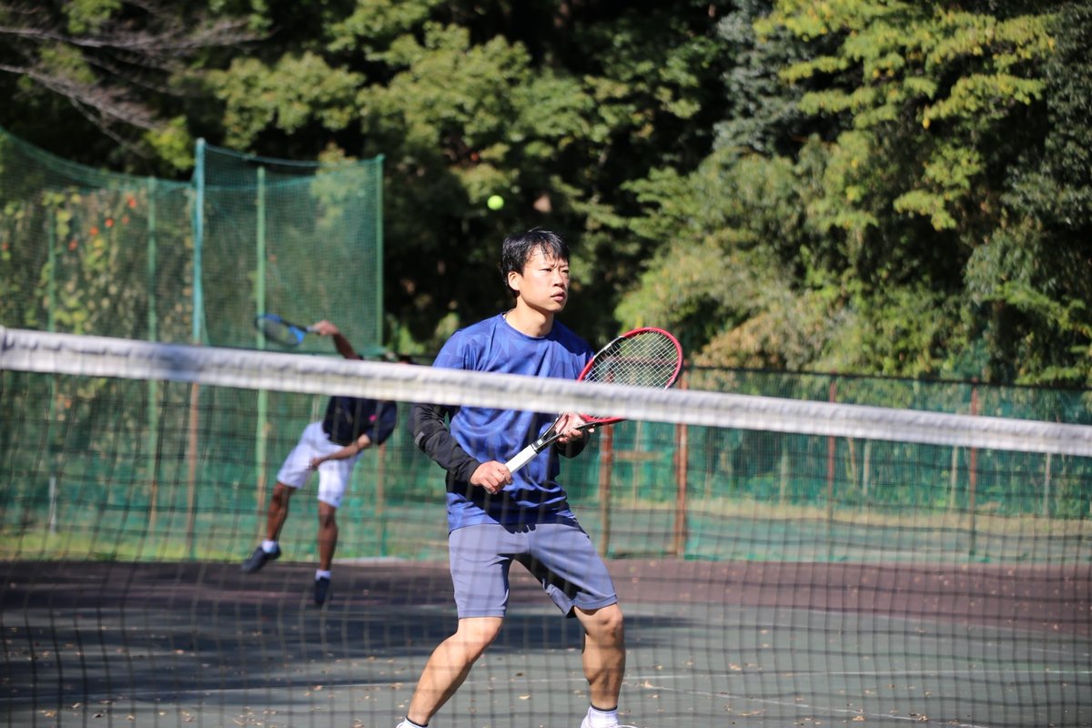 CircleToride's tweet photo. 先週と祝日の活動💪
先週は雨予報もあり場所を変えての活動！軽く練習したあと試合に。振り回しても返してくる展開にやば！と言い続けるメンバー🤣
祝日は大会に出るメンバーの最終仕上げ！🎾
試合メインに行うもボッコボコにやられました…。
本番は活かして勝ちたいと思います😎 https://t.co/qG6gZXvp2b