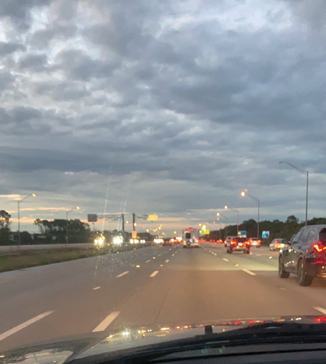 sara_larson's tweet photo. Heading up I-95 for a Mafia Takeover….#BillsvsJags #BillsMafia https://t.co/pODXSccpuZ