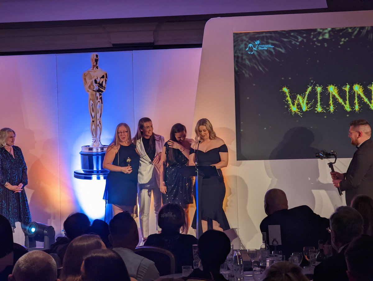 eastermark's tweet photo. Equality and Diversity award for the Neuro Therapy team @nhsuhcw Another brilliant #UHCWteamCSS @AHPS_UHCW team. Well deserved win for a fabulous team @nhsuhcw @clare_pheasant @JoanGoodbody @marob37 https://t.co/TT9seu4xl2
