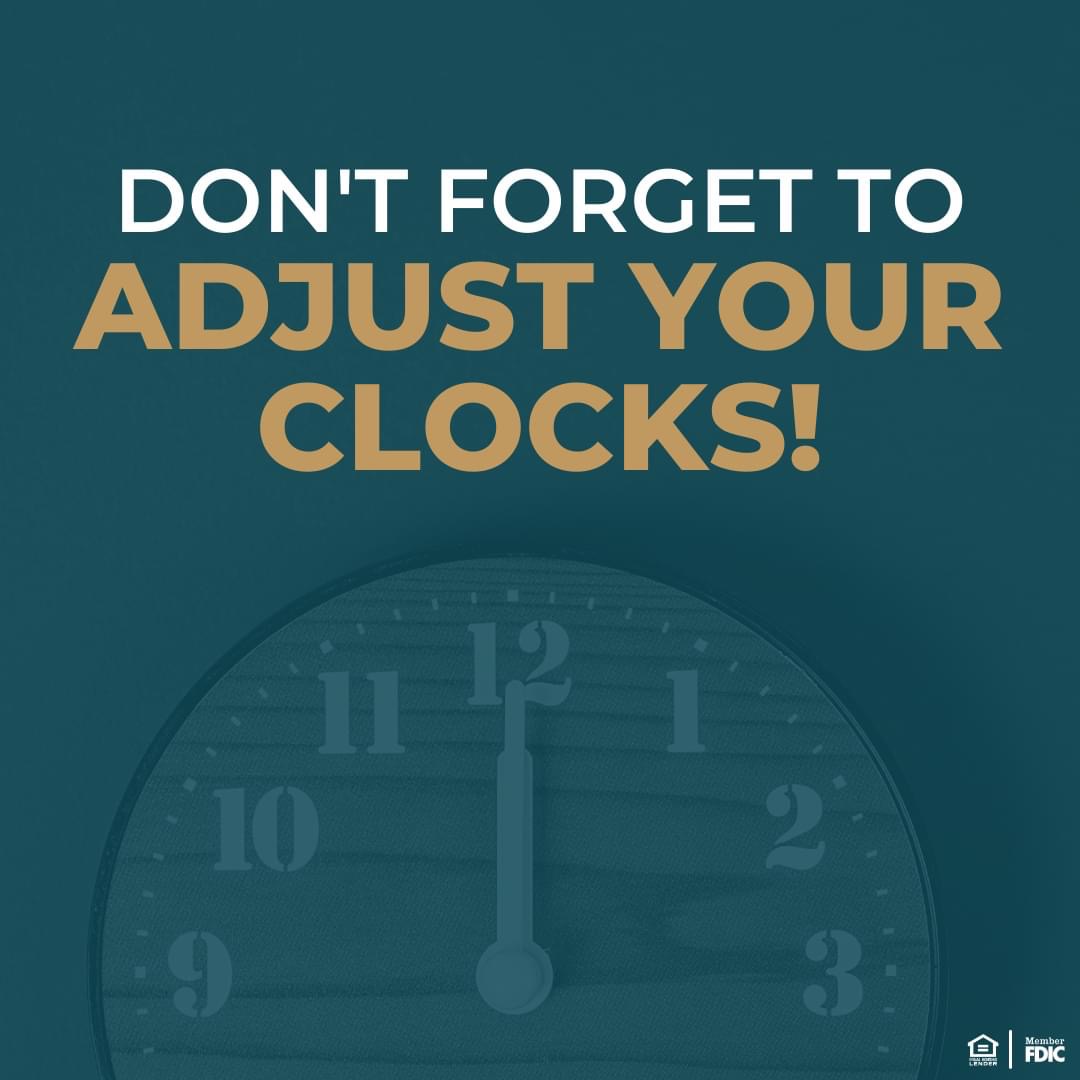 First_Colorado's tweet image. Happy Friday! Don't forget to turn your clocks back an hour when you go to bed on Saturday, and have a great weekend! 👏