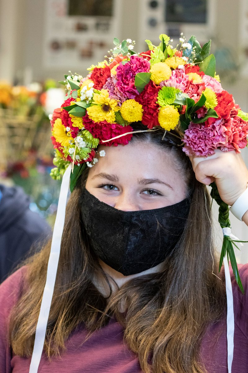 EvergreenCTE's tweet photo. It was like springtime in November in Ms. Thiriot's floral design class @Heritage_HS as students finished their Tahitian headpieces. #CTE @evergreenps https://t.co/wxZ7qHugZE