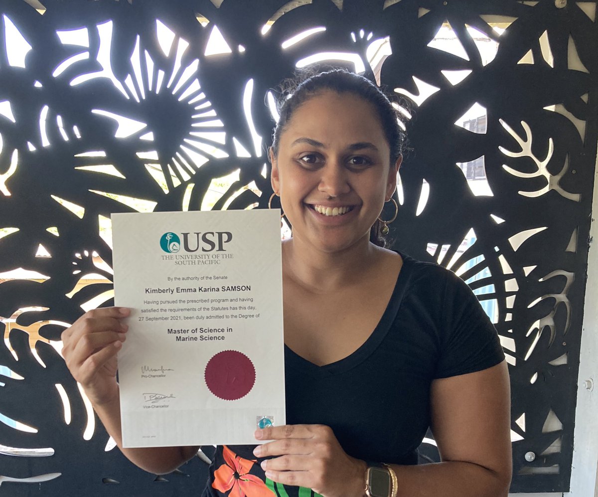 samsonlailai's tweet photo. Before the year ends I thought i would update Twitter 😂 Master of Science in Marine Science in the bag and hopefully on to the next degree soon. Grateful for the lessons learned and the opportunities to present this research at the SCCS -New York as well as the @igsc_ewc https://t.co/AXsxNtRU2K