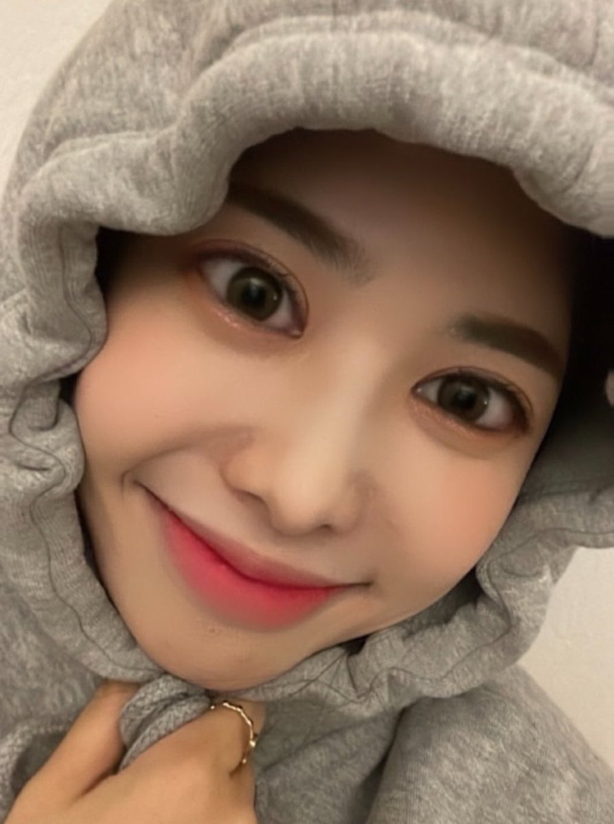 witcherspic's tweet photo. 211104 saebom [via twitter]
#위쳐스 #새봄 https://t.co/yidniIj477
