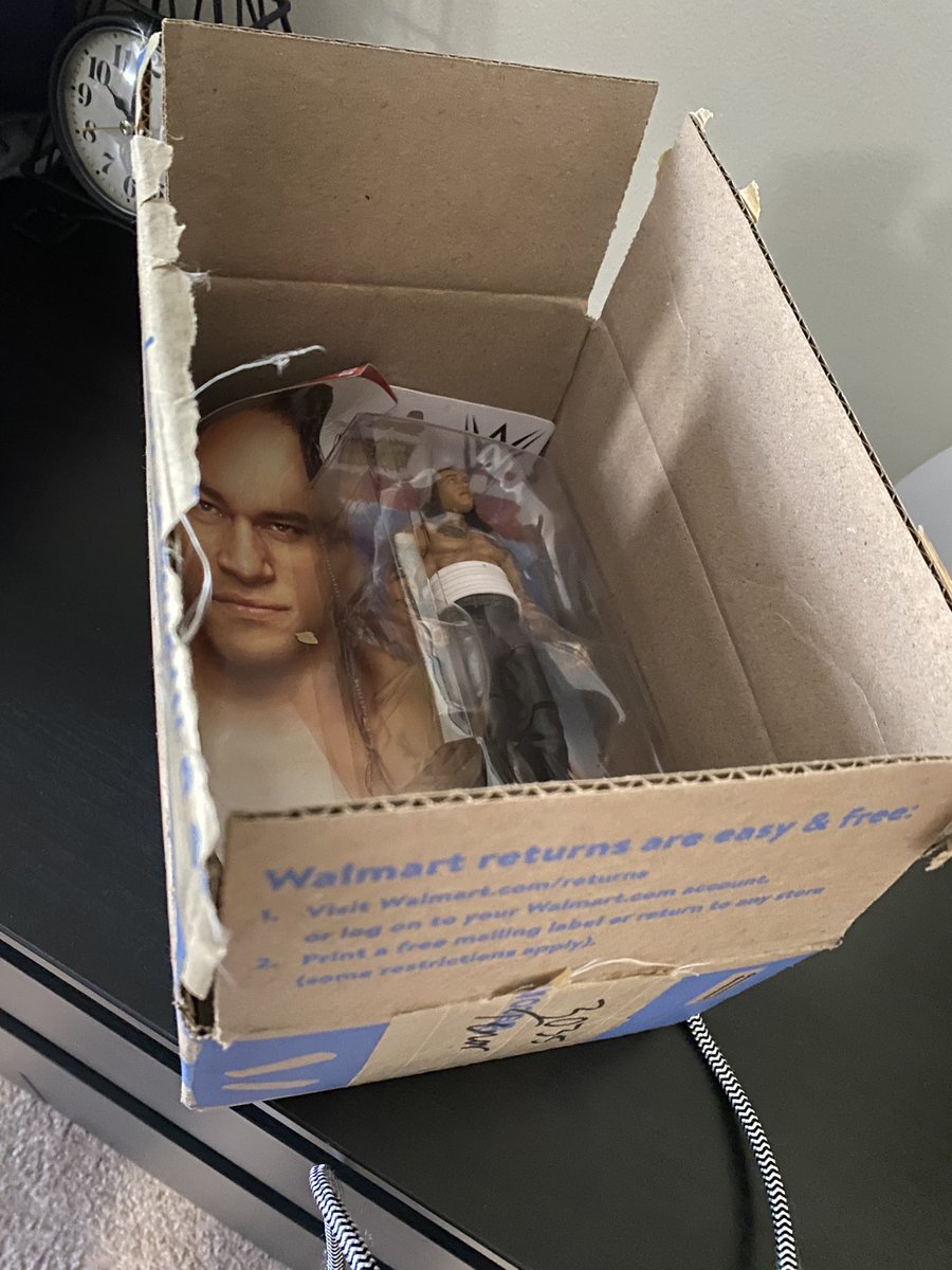AlfonsoCorleone's tweet photo. ☹️When you try to begin a new collection from a fellow Puerto Rican @ArcherOfInfamy and you received this: https://t.co/xouPqlghVH