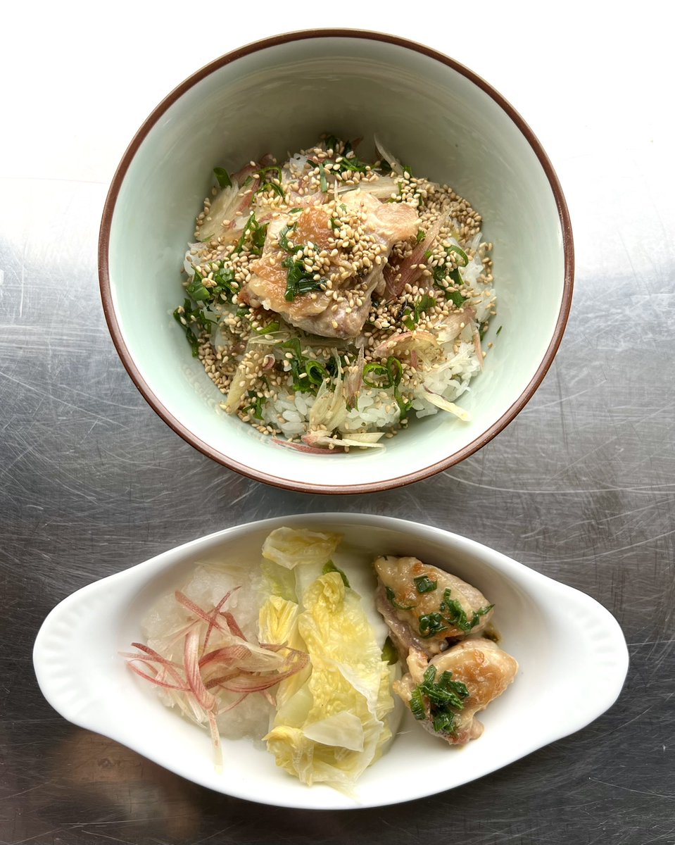 tang40's tweet photo. 東伊豆町で1番美味しいアイスコーヒーを頂けるPIER standのグレープフルーツエイド。美味しかった‼︎
数日前にあり得ないくらい短納期なお仕事が大挙して押し寄せて��て、年末っぽいなぁ とか思いつつ今朝は大根菜飯定食もどきをつくりました。
#pierstand #eastdock #東伊豆町 #朝食 https://t.co/dxk9oDPlwW