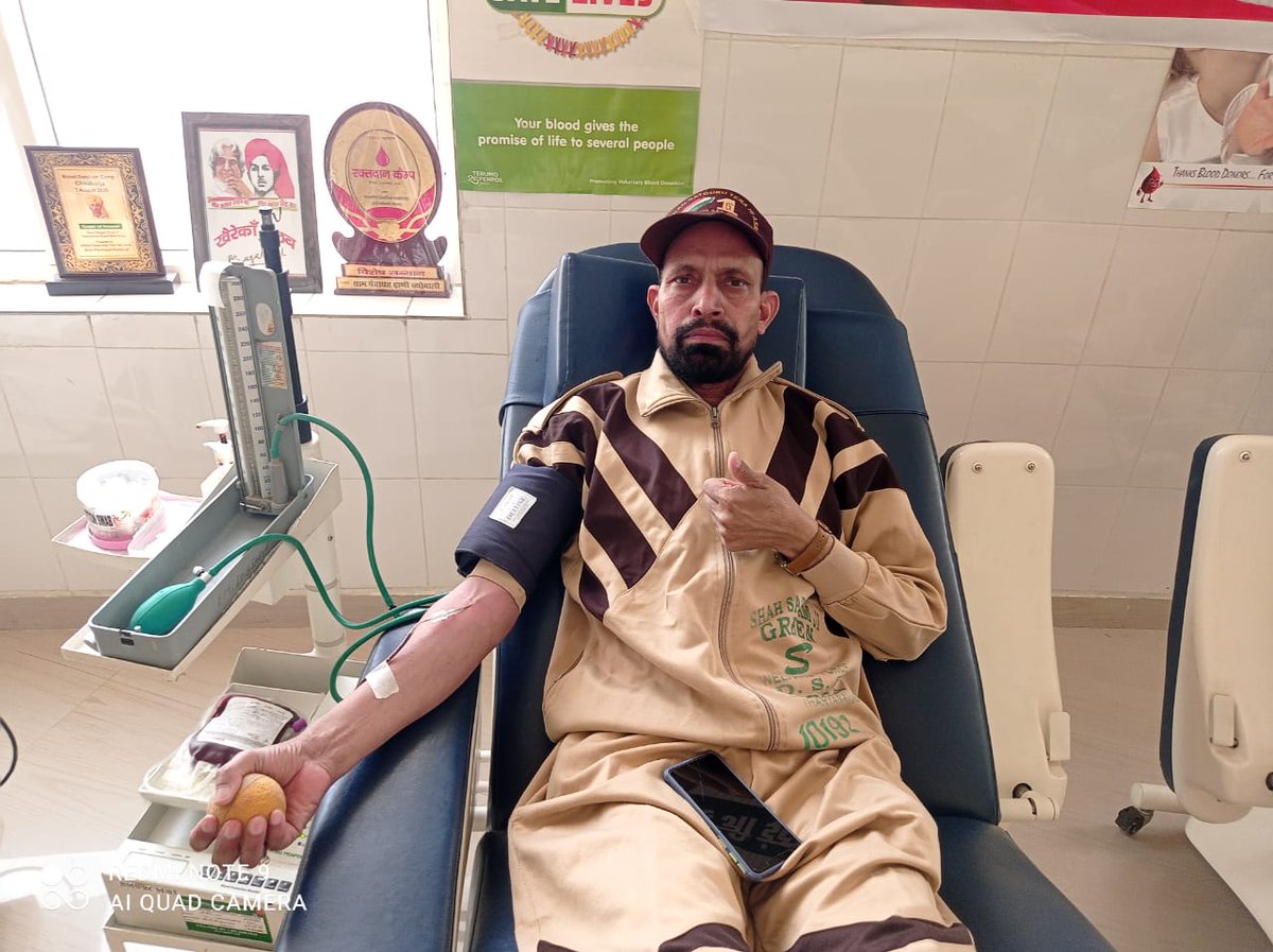 MSGians7's tweet image. #SaveLives
&quot;खून बिन जाने ना देंगे जिंदगी किसी की&quot;
संत डॉ @Gurmeetramrahim सिंह जी इन्सां की इस पवित्र सोच को चरितार्थ करते हुए डेरा सच्चा सौदा अनुयायी नियमित Blood Donation कर अब तक लाखों लोगों की जान बचा चुके हैं और निरंतर इंसानियत की सेवा में अग्रसर हैं।
youtu.be/sZdjX__o8mA