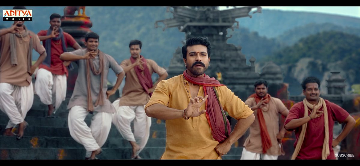 Thyview's tweet photo. In love with this song &amp; RC's graceful steps 😍🤩

#RamCharan #Acharya #Neelambari https://t.co/V4Cuni8vYT