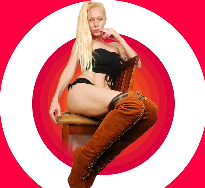 Who's ready for hunting season? https://t.co/Rfuflw9baA<a href="/tag/sexworker"class="tags"><span>#sexworker</span></a><a href="/tag/onlyfans"class="tags"><span>#onlyfans</span></a>