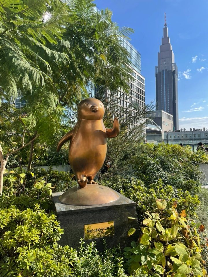 ペンギン 東日本の最高指導者たるSuicaのペンギン同志