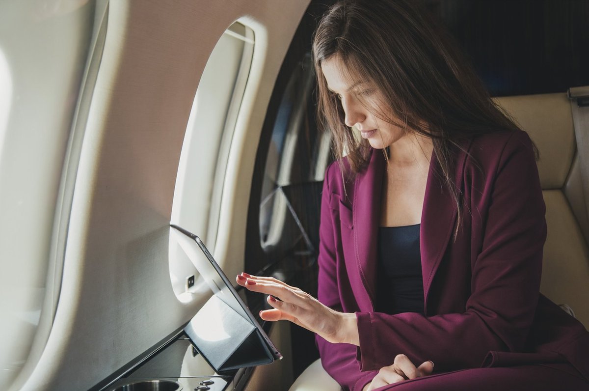 FlyFXAIR's tweet photo. Some might say that working on a private jet creates the best remote work setup.
Complimentary wifi โ๏ธ
Supreme privacy โ๏ธ
No distractions โ๏ธ
Make your next business meeting one to remember when you #FlyFXAIR. https://t.co/kFddozkGv1