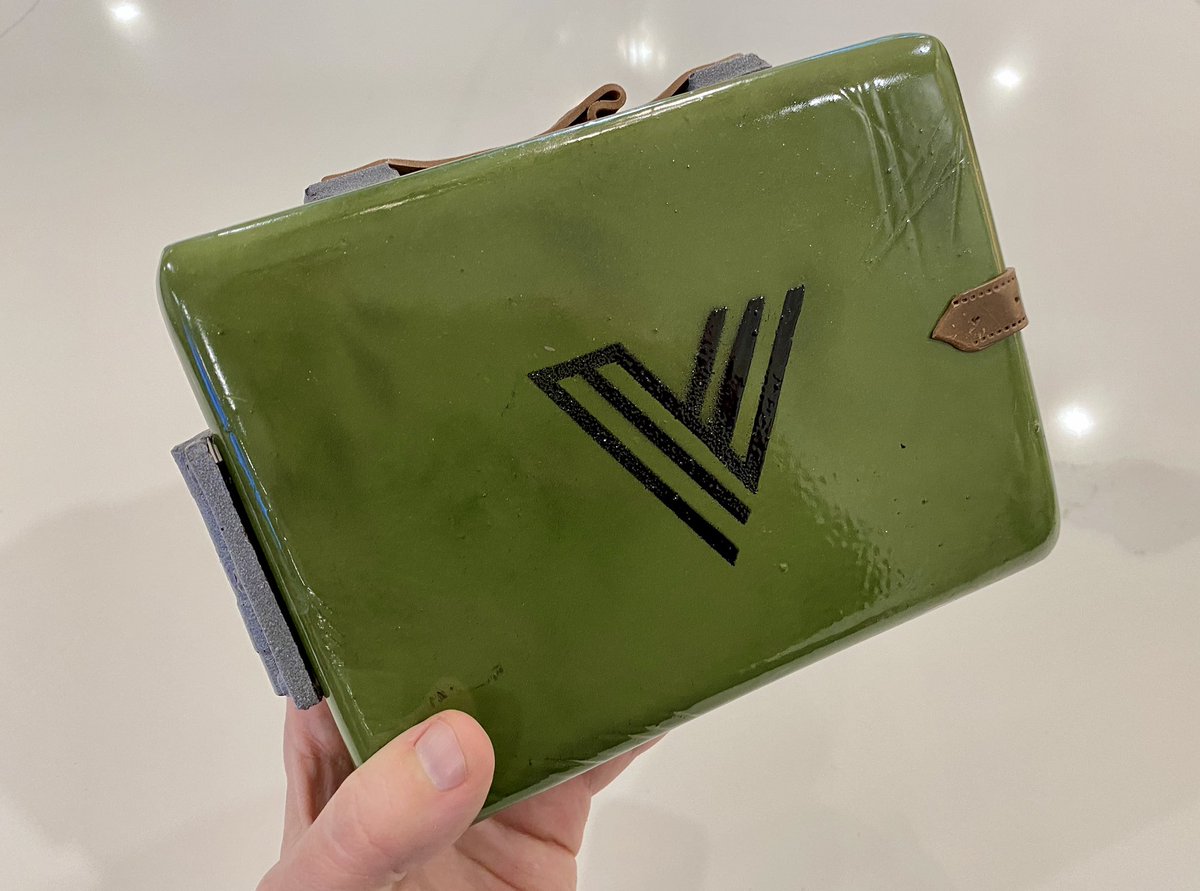 Dapper_Tux's tweet photo. The med kit has to be smashed to access more goodies, but it’s so cool looking, I just can’t do it! 😬

I still can’t believe this entire thing is chocolate 🍫 beautiful! 

Dapper Jr. on the other hand is ready to drop the hammer 🔨 

#CallofDuty #Vanguard https://t.co/GCUcgF1o9K