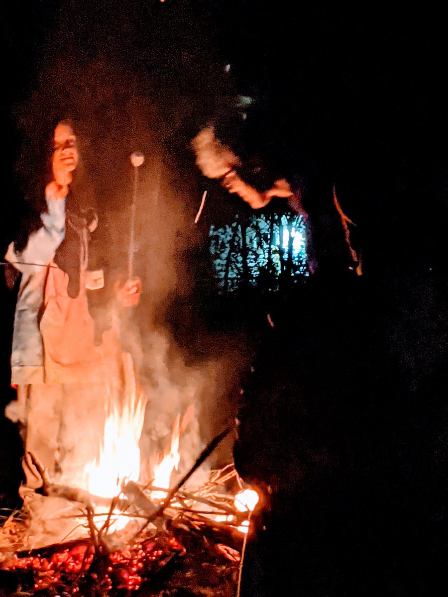 WM_Choir's tweet image. First Annual Choir S'mores Night!