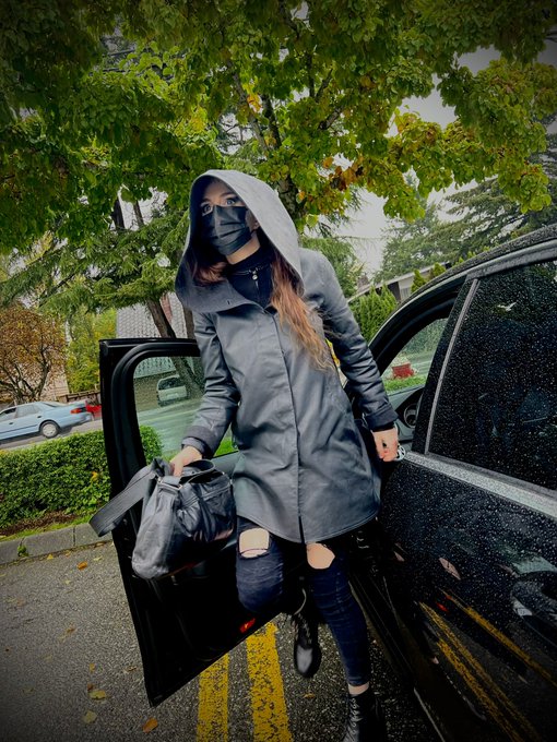 La pluie me r&eacute;conforte. Car elle me fait entendre et sentir. Rain&rsquo;s soothing noise pours over my worry<a href="/tag/rain"class="tags"><span>#rain</span></a><a href="/tag/candid"class="tags"><span>#candid</span></a><a href="/tag/comfort"class="tags"><span>#comfort</span></a><a href="/tag/soothing"class="tags"><span>#soothing</span></a><a href="/tag/pluie"class="tags"><span>#pluie</span></a><a href="/tag/poesie"class="tags"><span>#poesie</span></a>