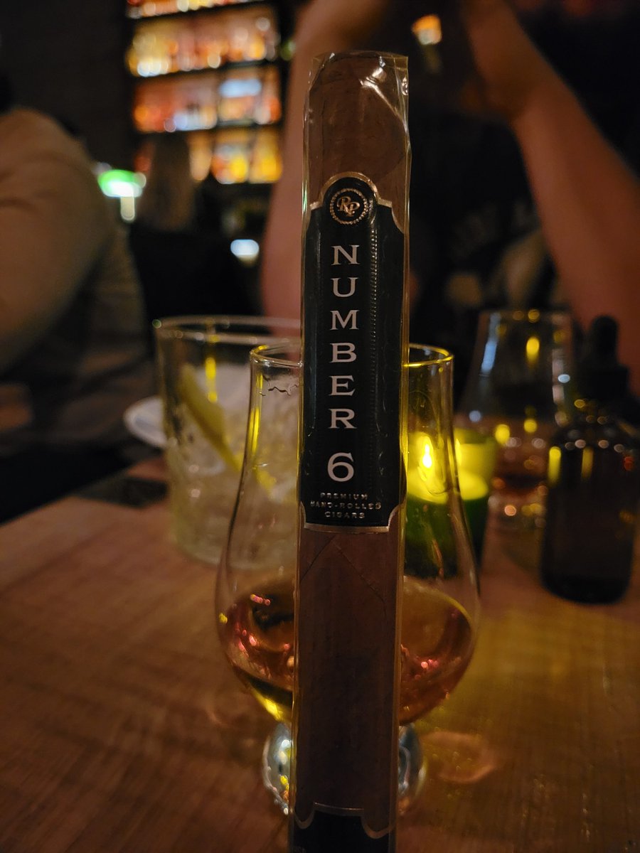 TCircusBrewing's tweet photo. While #craftbeer beer is our #passion we also indulge in other #libations We had to check the new @paddockandwhisky location in #parkcirclenorthcharleston we're enjoying some Elmer T. Lee bourbon,now if I could partake in this @RockyPatelCigar
#bourbon #whisky #cigar #charleston https://t.co/XktbkZGDom