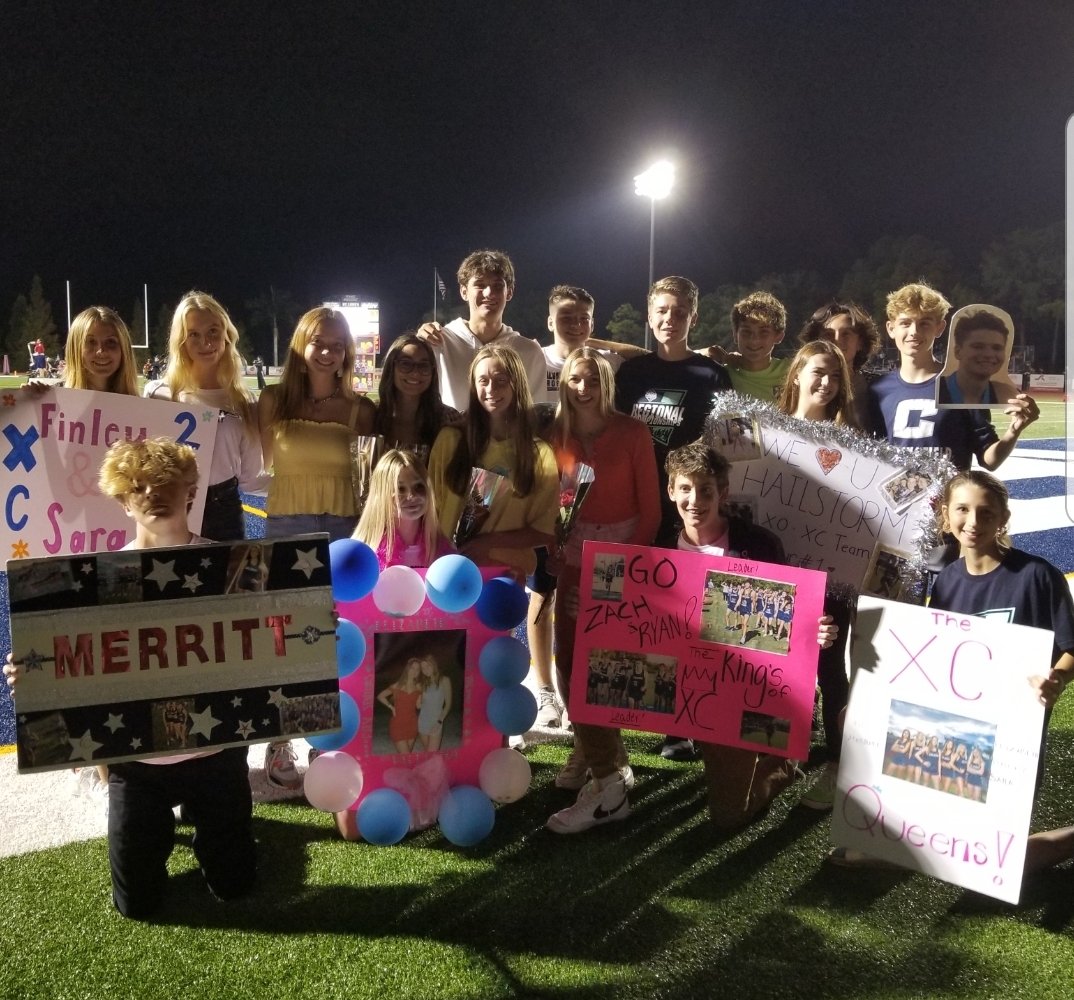 calvary_xc's tweet photo. Senior night celebration! 😊 https://t.co/KtoeidWUE5