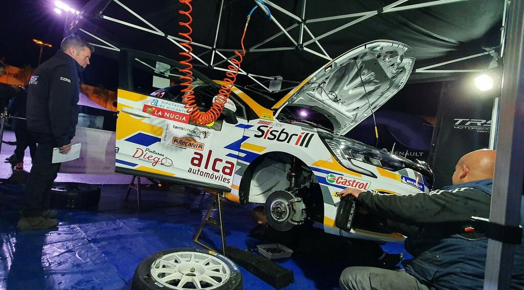 TRS Racing Team tweet media